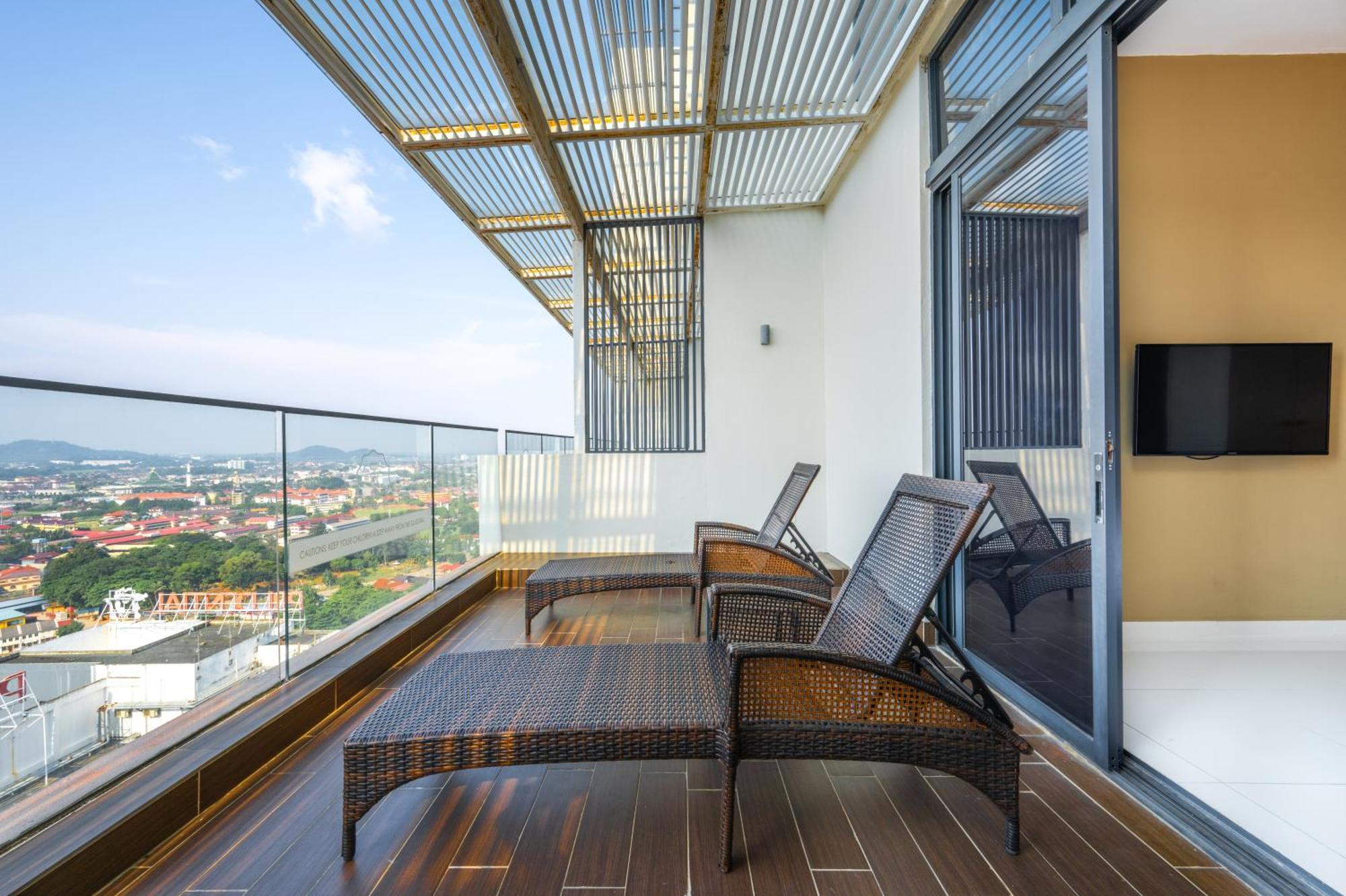 Greystone 99 Suites Malakka Dış mekan fotoğraf